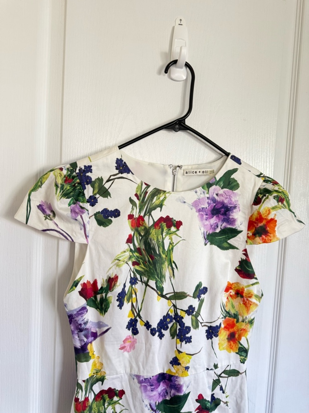 Alice + Olivia Kirby Wildflower Mini Dress - Picture 4 of 7